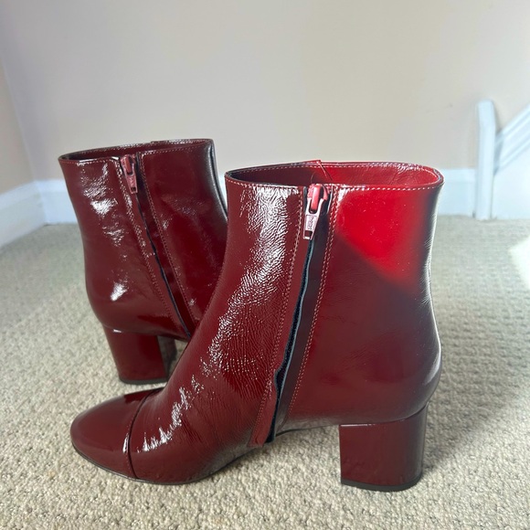Groovy leather boots by Brooks Brothers in burgundy/red color. Size 9. NWT - Picture 5 of 7